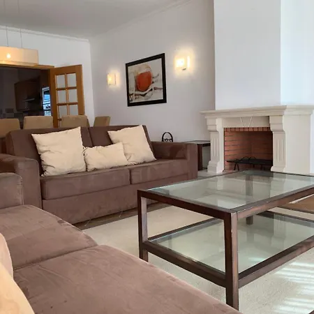 Apartamento Vila Da Praia A8 * Amoreira (Leiria)