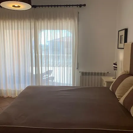 Apartamento Vila Da Praia A8 * Amoreira (Leiria)